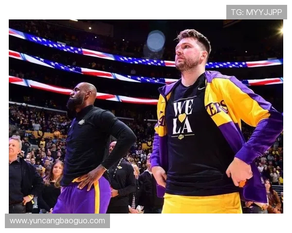 美媒盛赞火箭打造新文化！休城瞄准湖人双星，白魔 + 兰代尔成关键筹码(1)